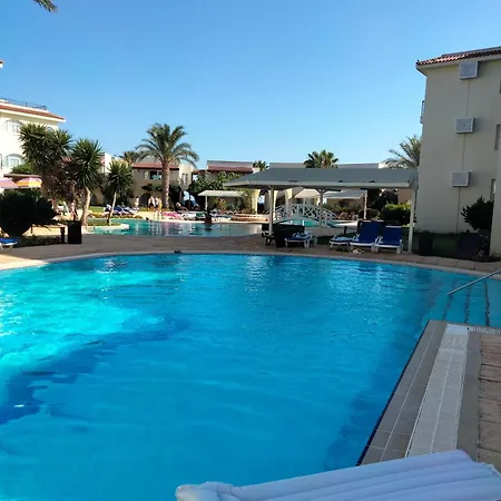 Charming Kalecik With Shared Pool And Free Parking Gastria