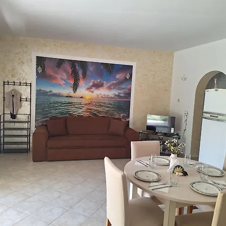Apartmán Charming Kalecik With Shared Pool And Free Parking Gastria