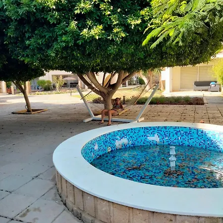 Apartment Charming Kalecik With Shared Pool And Free Parking