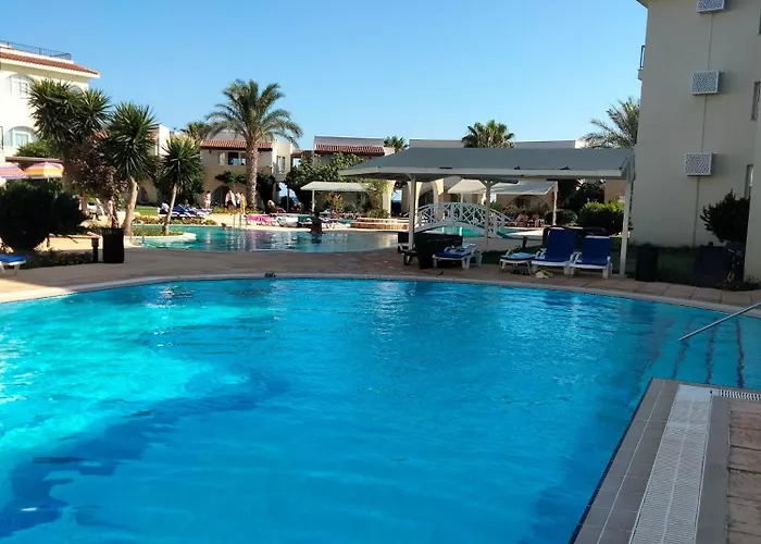 Charming Kalecik With Shared Pool And Free Parking Gastria