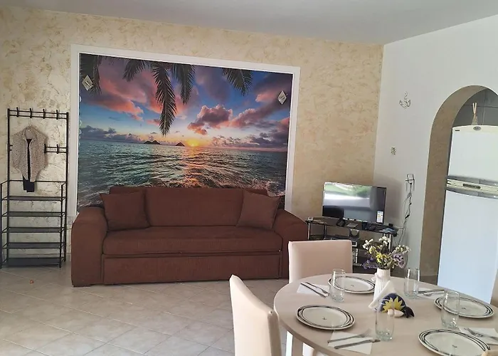 Apartment Charming Kalecik With Shared Pool And Free Parking Gastria