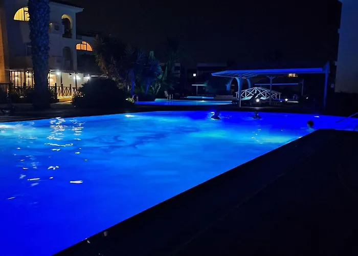 Apartmán Charming Kalecik With Shared Pool And Free Parking *